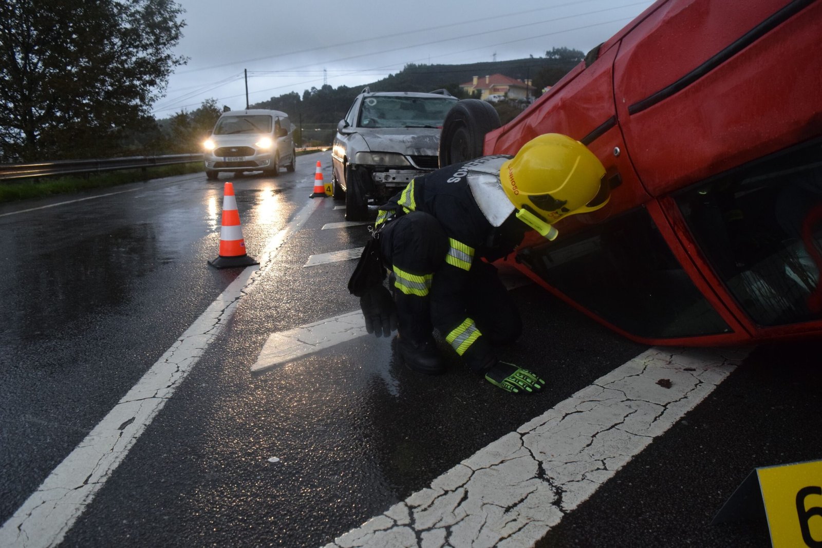 jose rodriguez is brain dead after falling from a car